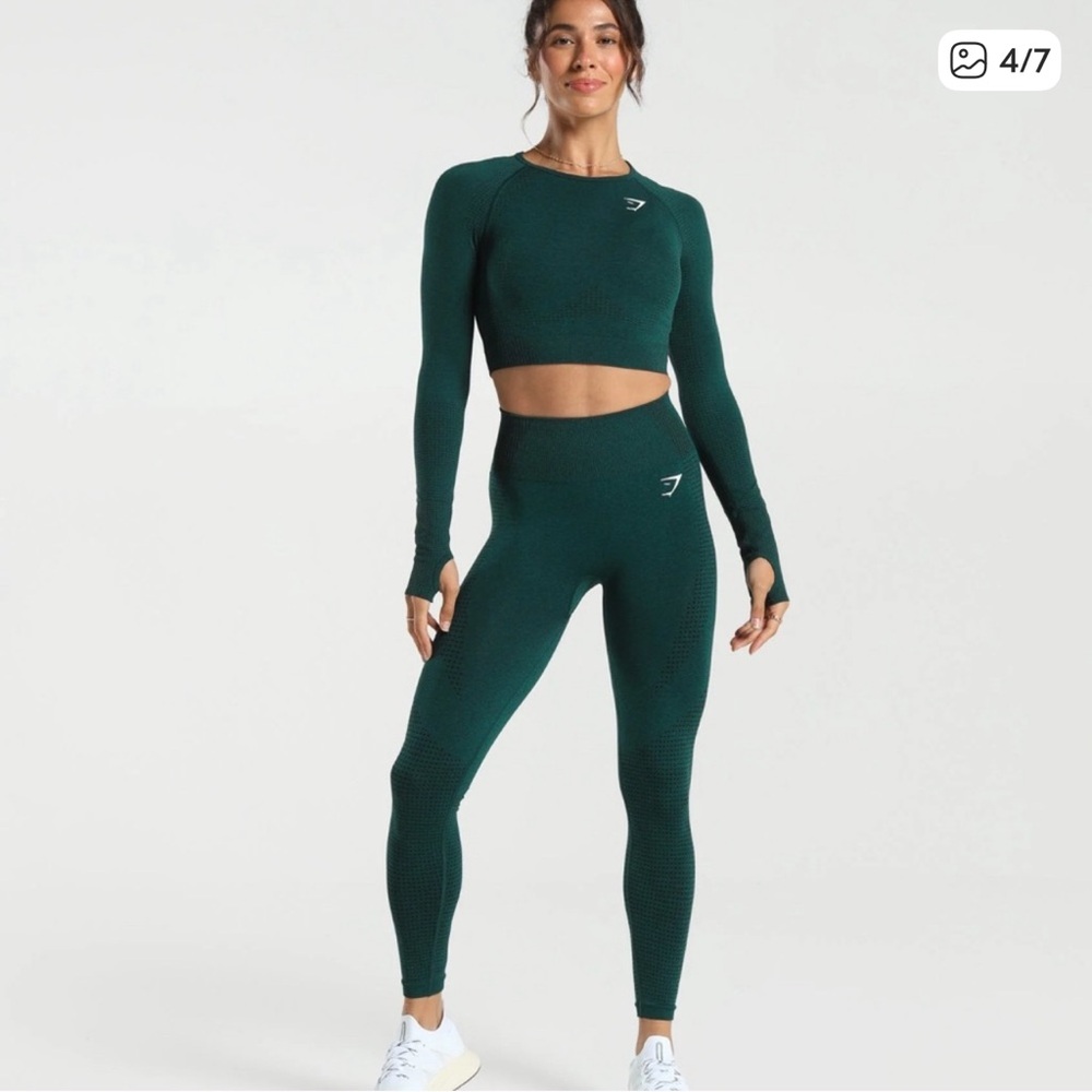 Gymshark SET Seamless Top and Leggings in Deep Green - Size Medium